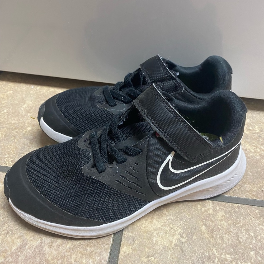 kids nike